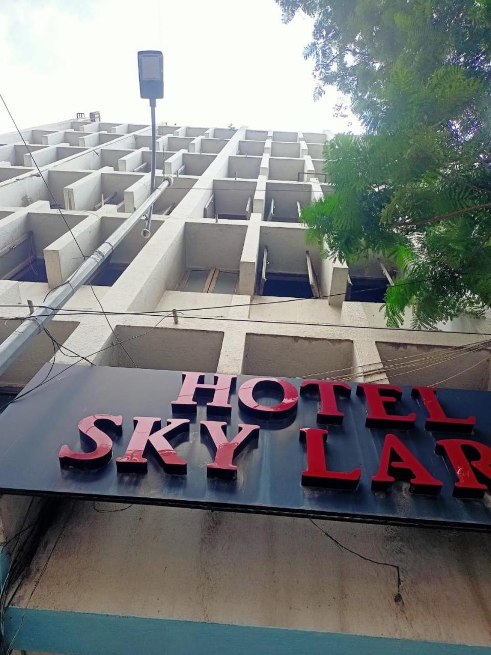 Hotel Skylark นาคปุระ ภายนอก รูปภาพ