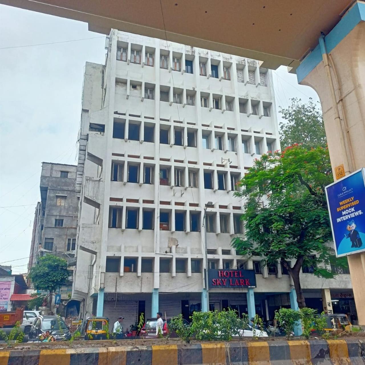 Hotel Skylark นาคปุระ ภายนอก รูปภาพ